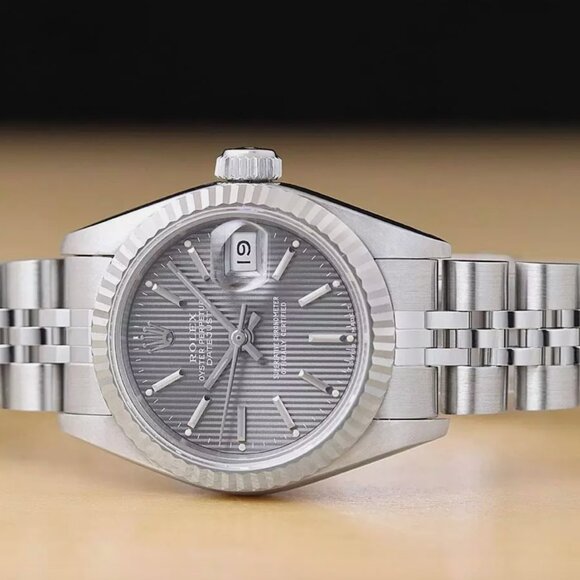 Sale! Ladies Rolex Gray 18k White Watch main image 4